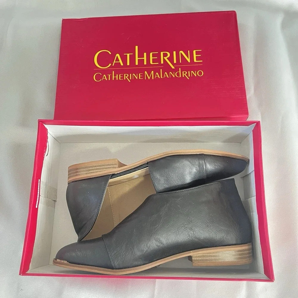 Catherine Malandrino Black Pointed Toe Slip-On Women's Flats Size 7.5